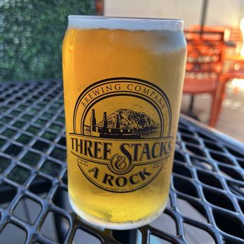 Three Stacks and a Rock Brewing - Breweries Near Me - Morro Bay, California