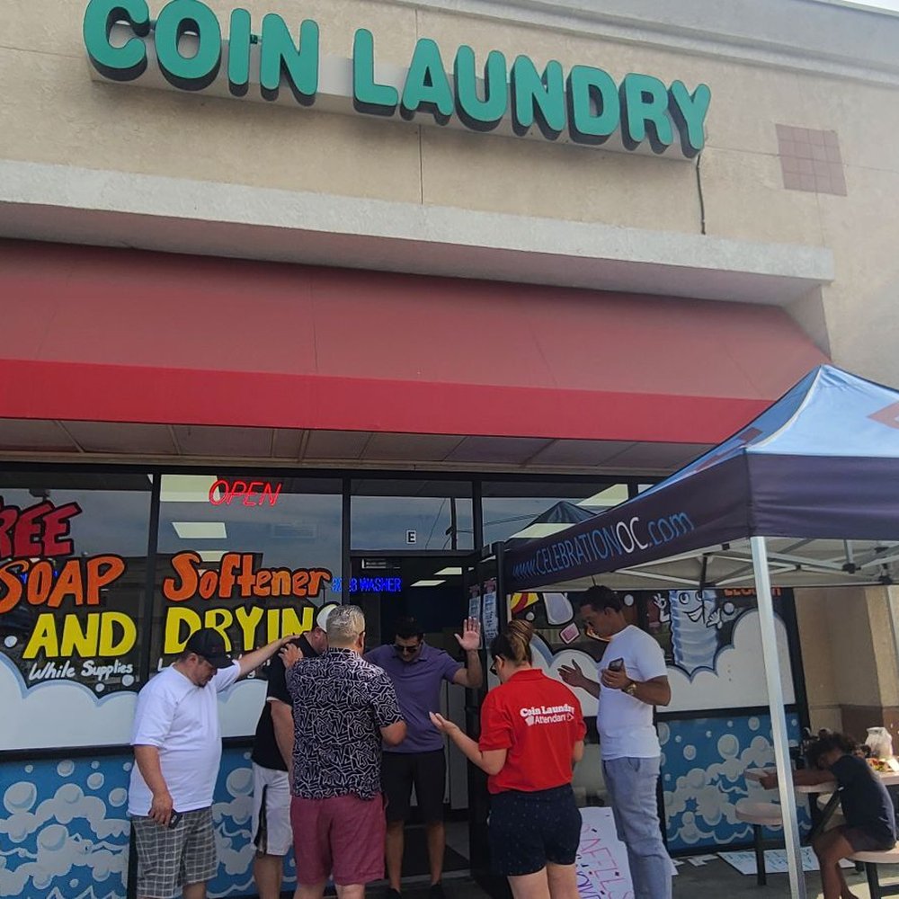 Lavanderia Coin Laundry - Placentia - Laundromat Near Me - Placentia, California