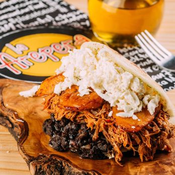 La Arepera - Arepa de Pabellón shredded beef black beans plantain and fresh cheese - Venezuelan Near Me - Madrid, M