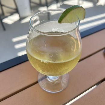 3 Daughters Brewing - Chardonnay wine - Breweries Near Me - St. Petersburg, Florida 3 Daughters Brewing - Chardonnay wine - Breweries Near Me - St. Petersburg, Florida