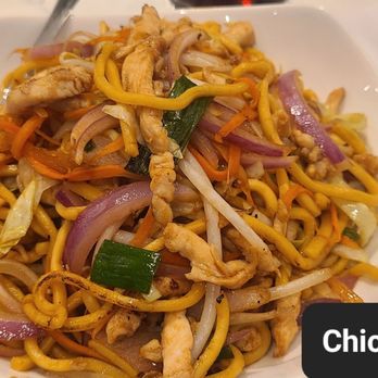 Yeh’s Bao - Chicken LoMein - Food Delivery Services Near Me - New York, New York Yeh’s Bao - Chicken LoMein - Food Delivery Services Near Me - New York, New York