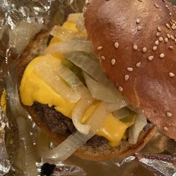 Real Burger - Green chile burger - Burgers Near Me - Santa Fe, New Mexico