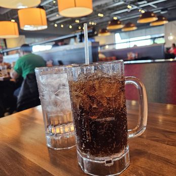 Chili's - Bars Near Me - Melrose Park, Illinois