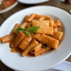 Sicilian Oven - Rigatoni ala Vodka