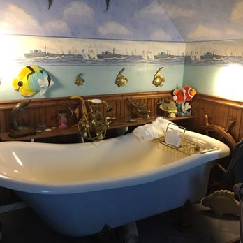 The Robin's Nest Bed & Breakfast - Bed & Breakfast Near Me - San Andreas, California