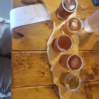 Orange County Brewers - Beer flight... amazing holder - Breweries Near Me - Lake Mary, Florida