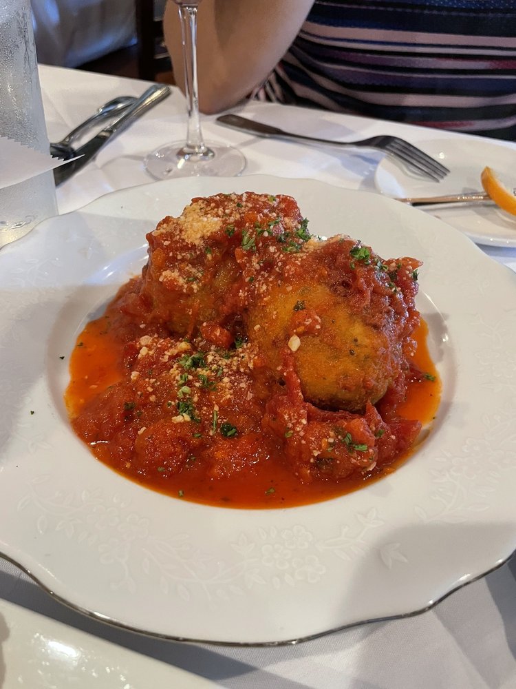 LA CONTEA 220 Photos & 139 Reviews 7970 Jefferson Hwy, Baton Rouge