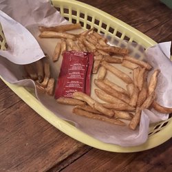 Diktatur - Fries. These are the full order, we didn't have any before the picture was taken.