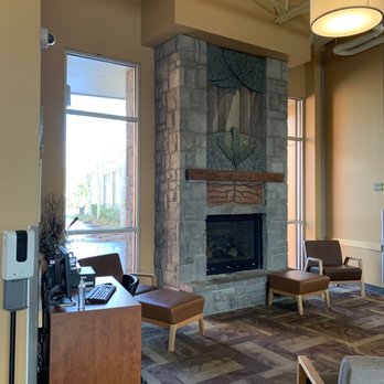 Kroc Center - Indoor lounge area by the fireplace - Gyms Near Me - Salem, Oregon