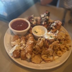 Spazzio's Italian Cantina - Appetizer Sampler- calamari/mozz sticks/Bruschetta