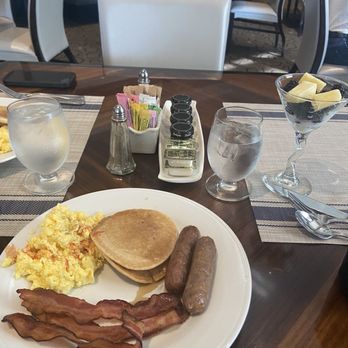 Renaissance Dallas Addison Hotel - Breakfast - Hotels Near Me - Addison, Texas