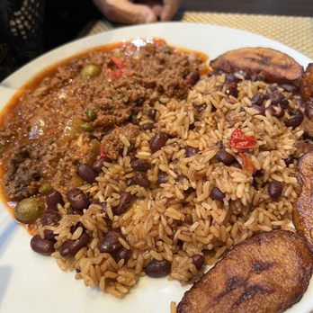 Mambos Cafe - Picadillo with congris y maduros. - Latin American Near Me - Glendale, California Mambos Cafe - Picadillo with congris y maduros. - Latin American Near Me - Glendale, California