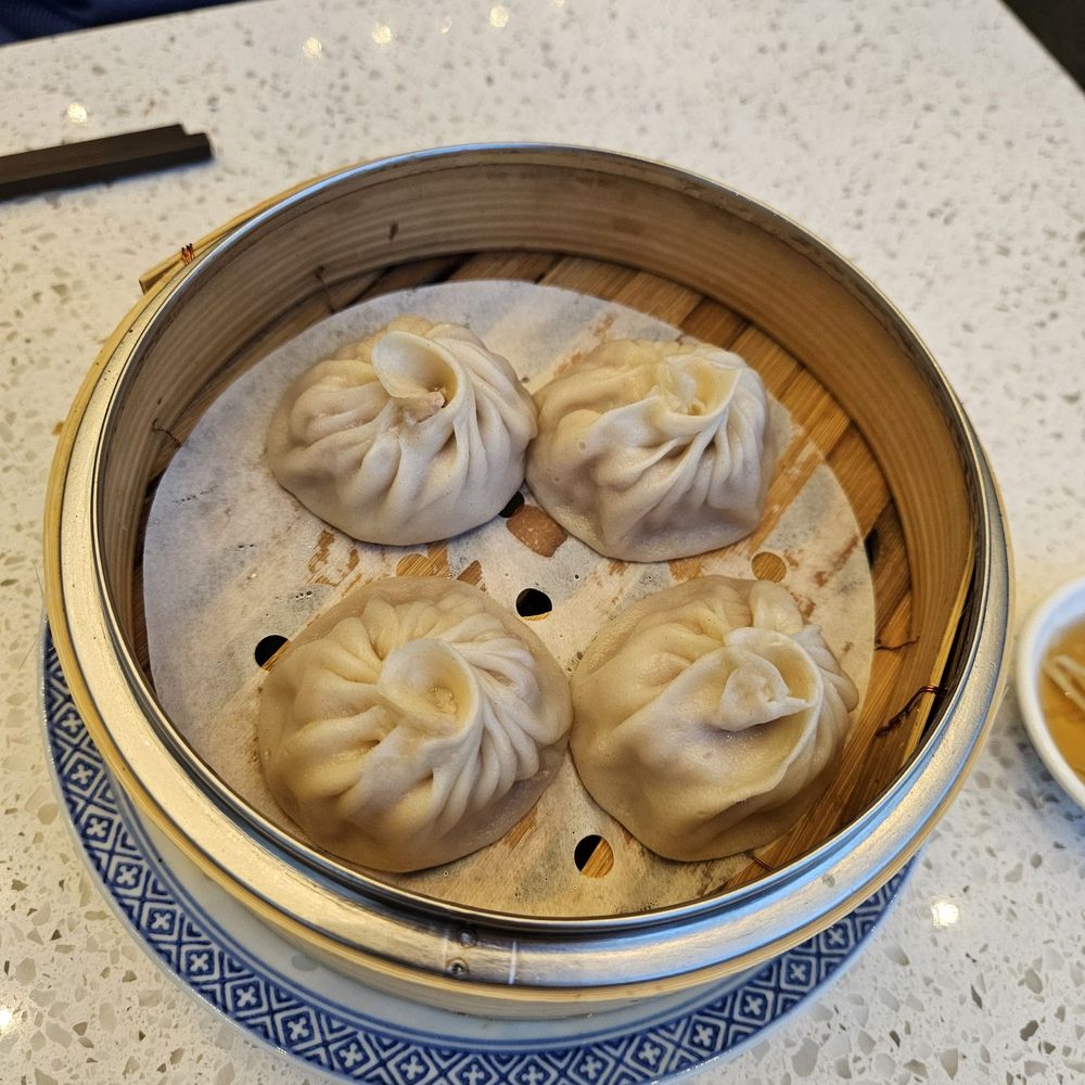 Fung’s Kitchen - Soup dumplings - Chinese Near Me - Scarborough, Ontario