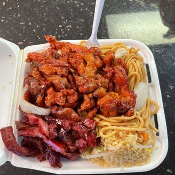 Chinese Bistro - Black pepper chicken, bbq pork, fried rice, chow mein - Chinese Near Me - Lancaster, California