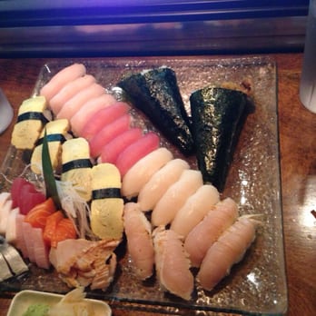 Sushi Palace - Our usual, minus the tobiko because they ran out. My sushi experience just wasn't the same without tobiko. - Japanese Near Me - Orange, Connecticut Sushi Palace - Our usual, minus the tobiko because they ran out. My sushi experience just wasn't the same without tobiko. - Japanese Near Me - Orange, Connecticut