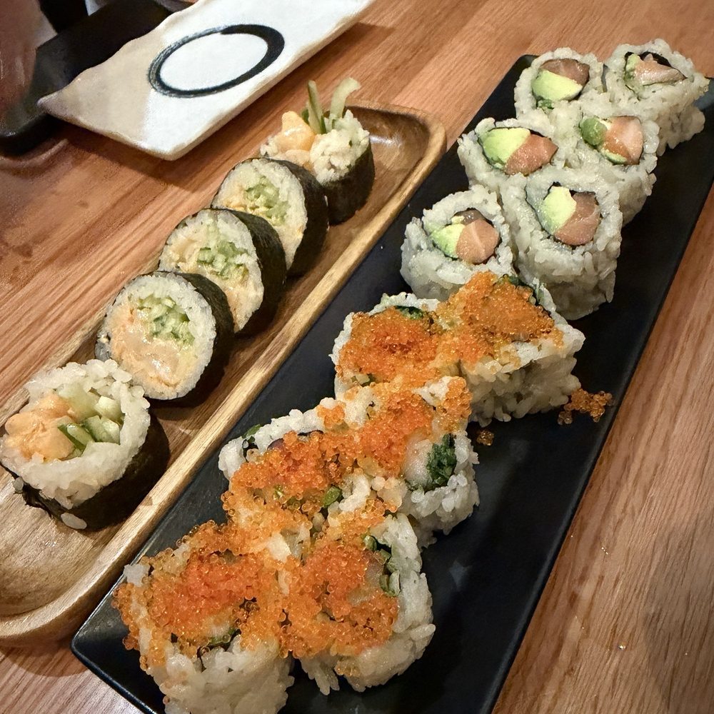 Yoji Sushi House - Spicy Scallop, Sake Avocado, Hamachi Roll - Sushi Bars Near Me - San Francisco, California Yoji Sushi House - Spicy Scallop, Sake Avocado, Hamachi Roll - Sushi Bars Near Me - San Francisco, California