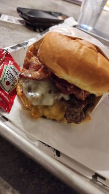 Grindhouse Killer Burgers by null