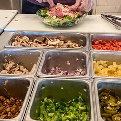 MOD Pizza - Fresh tossed salad