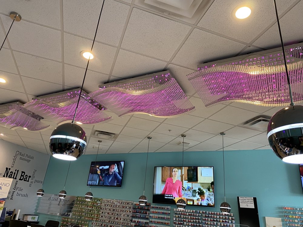 ESSENCE NAIL SALON 69 Photos & 23 Reviews Nail Salons 800 Garth