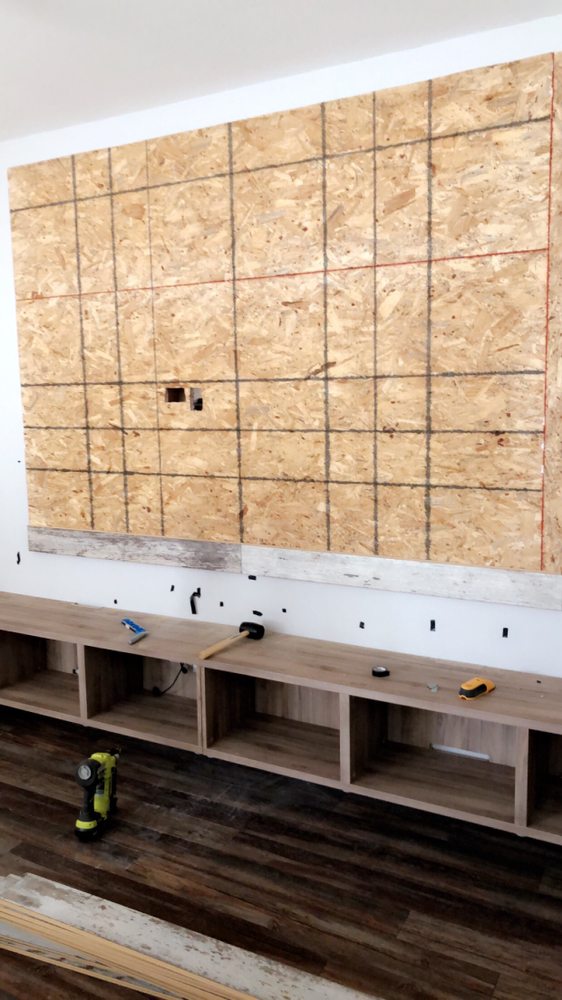 Slide of Wall mount pros