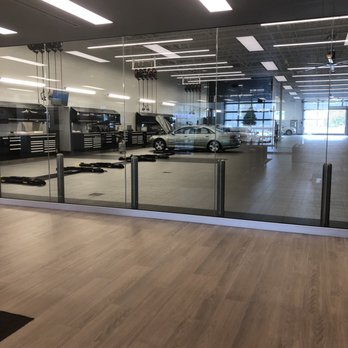Audi Melbourne - Service bay visible from waiting area - Car Dealers Near Me - West Melbourne, Florida