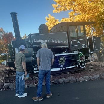 Grand Canyon Railway Hotel - trains everywhere on the property - Hotels Near Me - Williams, Arizona Grand Canyon Railway Hotel - trains everywhere on the property - Hotels Near Me - Williams, Arizona