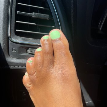 Versailles Nail Spa and Waxing - DND mint green gel polish - Nail Salons Near Me - Berkeley, California Versailles Nail Spa and Waxing - DND mint green gel polish - Nail Salons Near Me - Berkeley, California
