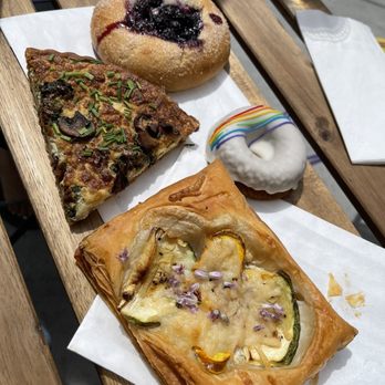 Just What I Kneaded - Vegan Near Me - Los Angeles, California Just What I Kneaded - Vegan Near Me - Los Angeles, California