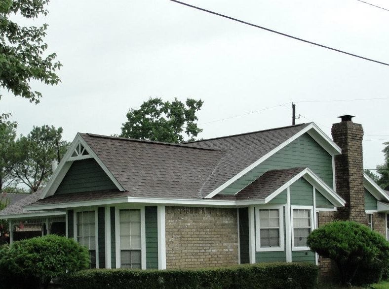 Slide of Reilly Roofing & Gutters
