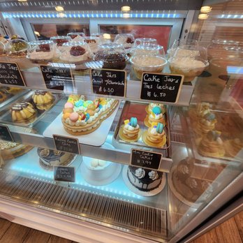 Delicatessen by Janis - Bakeries Near Me - Doral, Florida