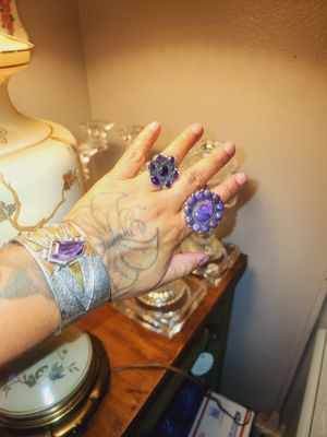 Isabella's Vintage Decor