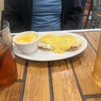 SunnySide Cafe - Empire Benedict - Breakfast & Brunch Near Me - Clemson, South Carolina SunnySide Cafe - Empire Benedict - Breakfast & Brunch Near Me - Clemson, South Carolina