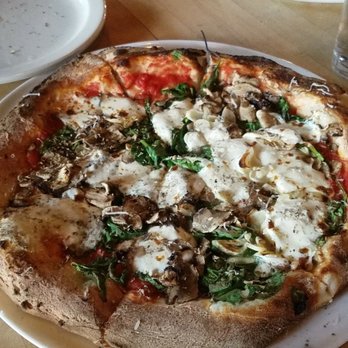 Cafe Reyes - Inverness Pizza w/ Mushrooms - Pizza Near Me - Point Reyes Station, California Cafe Reyes - Inverness Pizza w/ Mushrooms - Pizza Near Me - Point Reyes Station, California