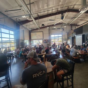 Weekend Beer Company - Breweries Near Me - Grants Pass, Oregon Weekend Beer Company - Breweries Near Me - Grants Pass, Oregon