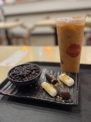 Meet Fresh 鲜芋仙 by null