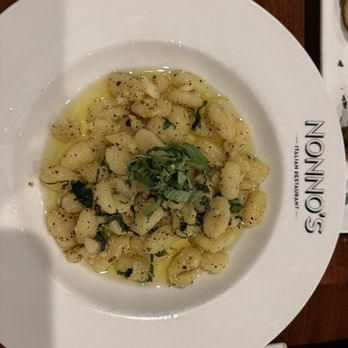 Nonno's Italian Restaurant - olio e aglio over gnocchi - Italian Near Me - Altamonte Springs, Florida
