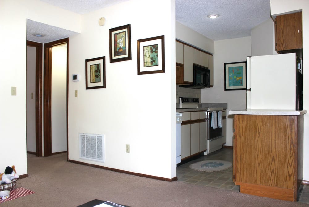 EDDINGHAM PLACE Updated August 2024 15 Photos 1501 Eddingham Dr