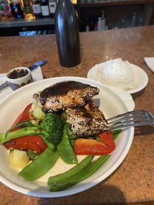 Ching's Table by null