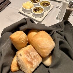 E & E Stakeout Grill - Hot Bread & Herbed Olive Oil
