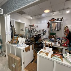 Erika Lynn Studio & Boutique - they make custom leather handbags & gifts