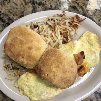 Blue Bonnet Cafe - Cheese Omelette with bacon and biscuits - Desserts Near Me - Marble Falls, Texas