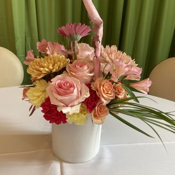 Ian Tafoya Designs - Florists Near Me Ian Tafoya Designs - Florists Near Me