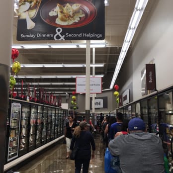 Smart & Final Extra! - Check out line wrapped around the store - Grocery Near Me - Duarte, California Smart & Final Extra! - Check out line wrapped around the store - Grocery Near Me - Duarte, California