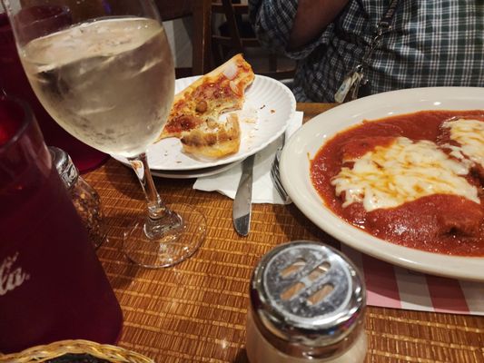 Francesco Pizzeria & Restaurant