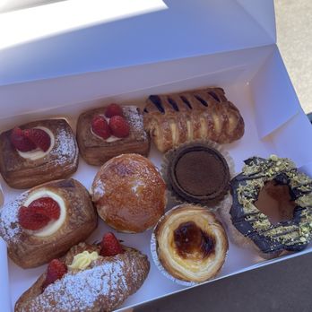 Paris Baguette - Coffee & Tea Near Me - Millbrae, California Paris Baguette - Coffee & Tea Near Me - Millbrae, California