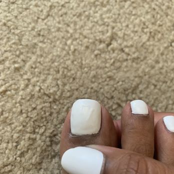 5th Avenue Nails - Lumpy polish on big toe - Nail Salons Near Me - San Diego, California