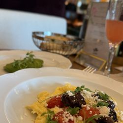 Rose Cafe & Restaurant