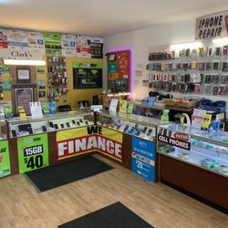 Clark's Cellphone Corner