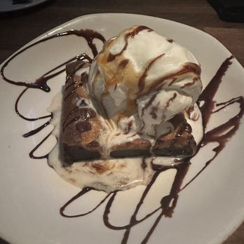 Yard House - Brookie - New American Near Me - Honolulu, Hawaii Yard House - Brookie - New American Near Me - Honolulu, Hawaii