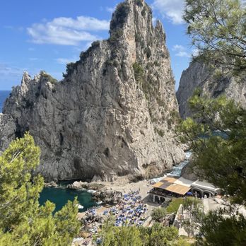 Da Luigi ai Faraglioni - Da Luigi beach club & restaurant - Beach Bars Near Me - Capri, NA Da Luigi ai Faraglioni - Da Luigi beach club & restaurant - Beach Bars Near Me - Capri, NA